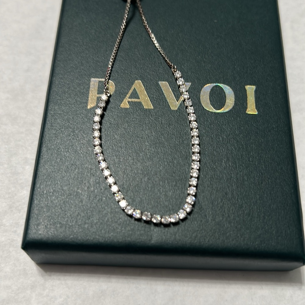Adjustable tennis bracelet from  pavoi - Picture 3 of 4